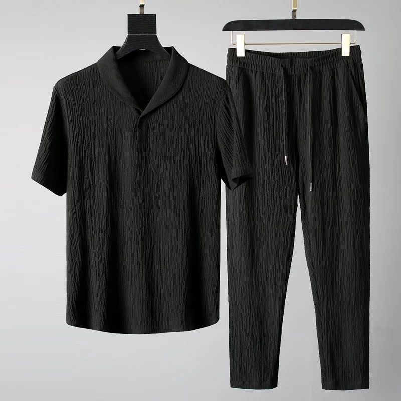 Eleganter Trainingsanzug