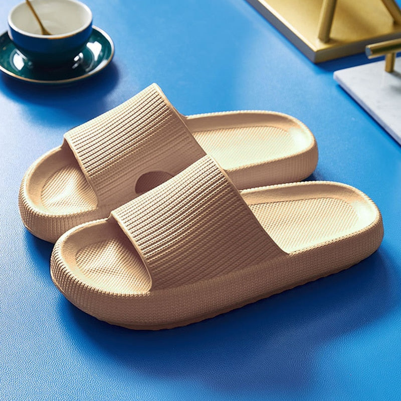 Marshmallow-Sandalen