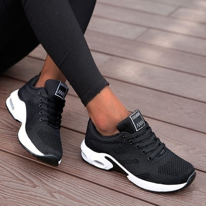 Comfortable training shoe